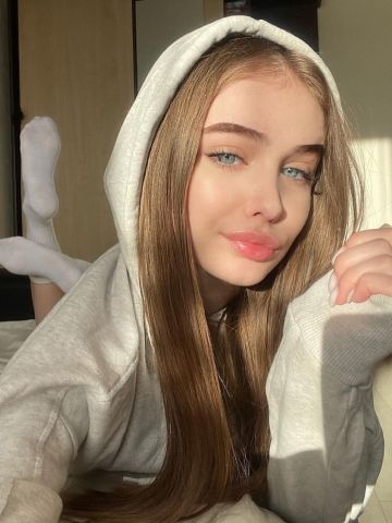 Анкета проститутки Роксана, 24 года